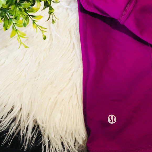 LULULEMON TANK WITH SPORTS BRA - Picture 3 of 5